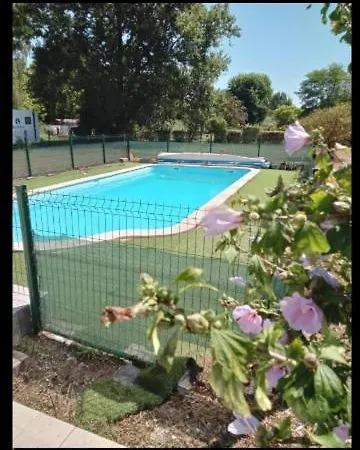 Close To Bordeaux 홈스테이 *