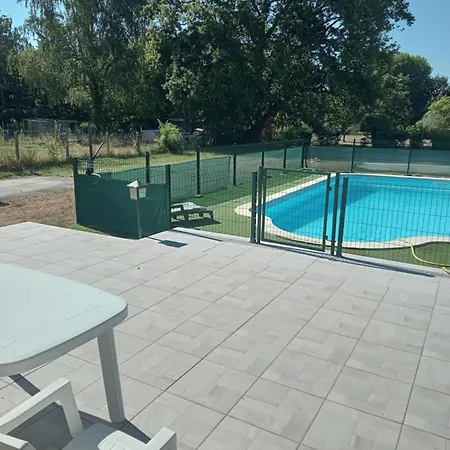 Close To Bordeaux * Montendre