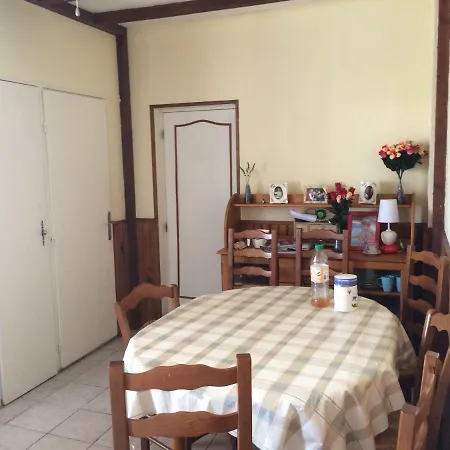 Close To Bordeaux 홈스테이